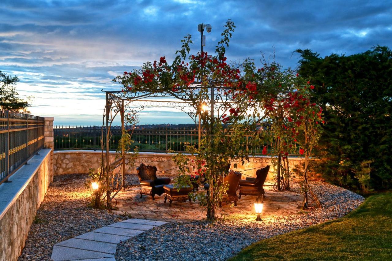 Villa Carolus-Luxurious Istrian Villa Barat  Exterior photo