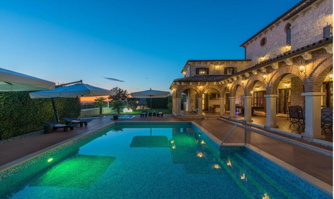 Villa Carolus-Luxurious Istrian Villa Barat  Exterior photo