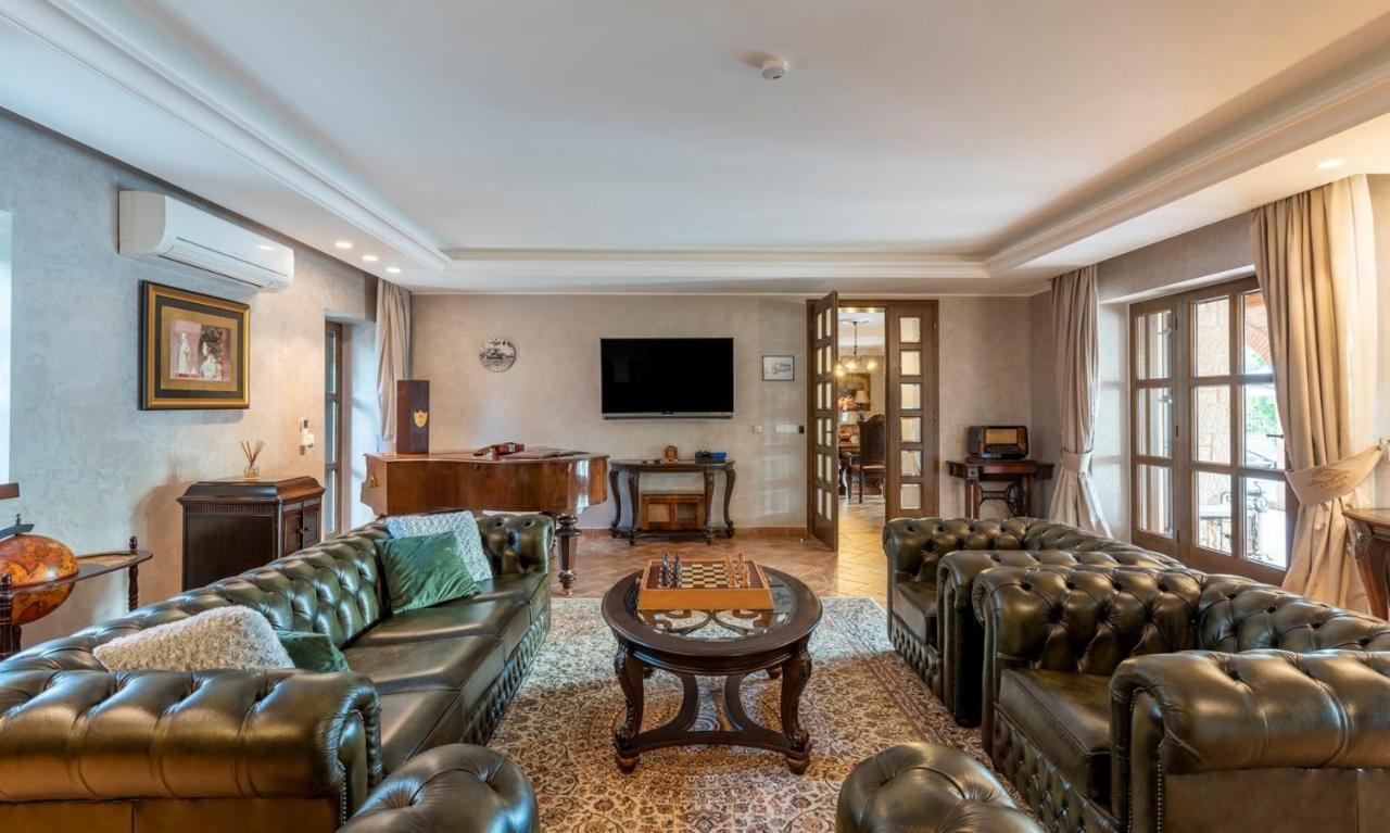 Villa Carolus-Luxurious Istrian Villa Barat  Exterior photo